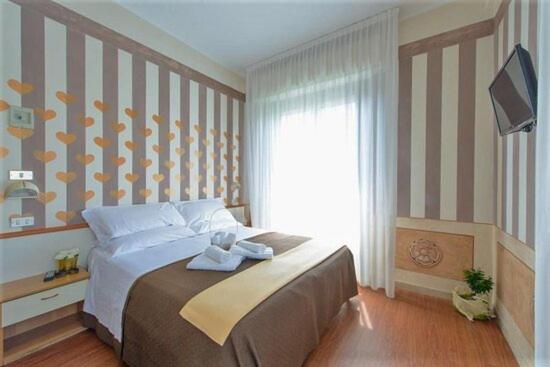 Hotel Maracaibo ريميني المظهر الخارجي الصورة